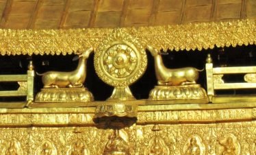 Khram-i-monastyr-Dzhokang