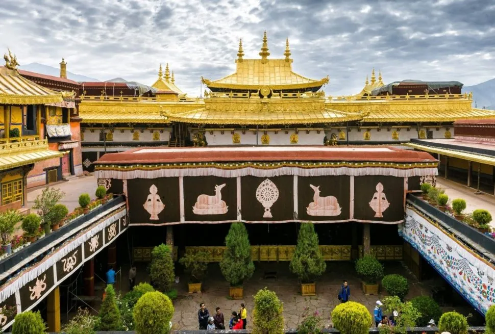 3 Days World Cultural Heritage Honeymoon Tour