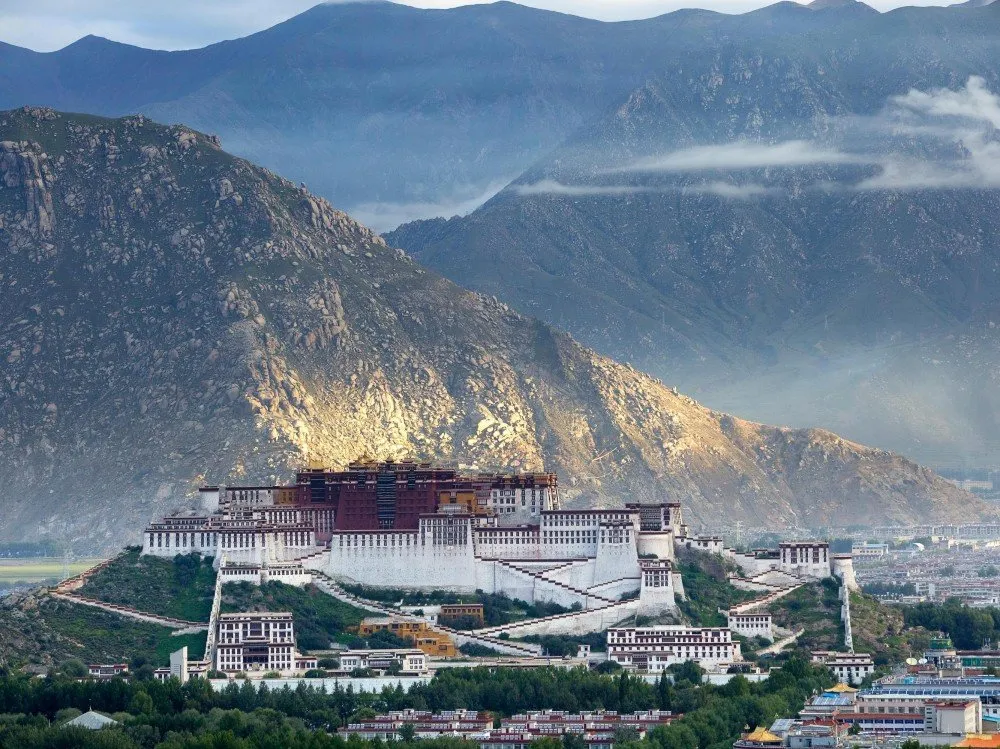 Hotels in Tibet