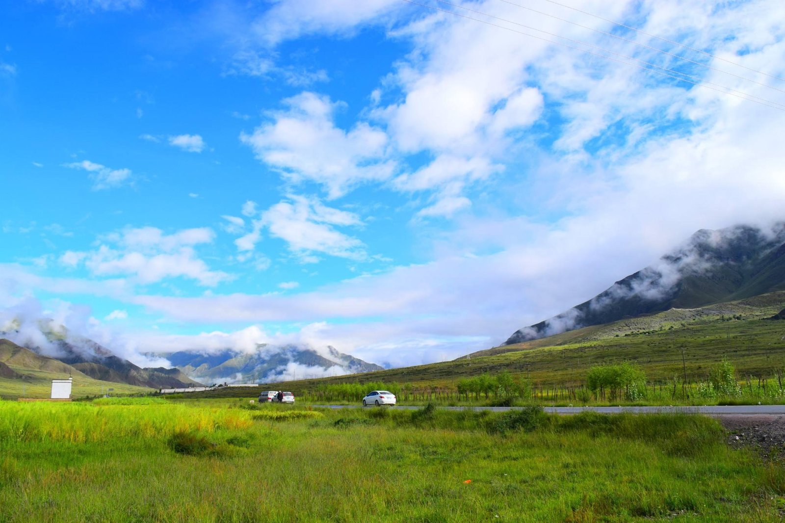 Hiking from Chubu Monastery to Yangbajing