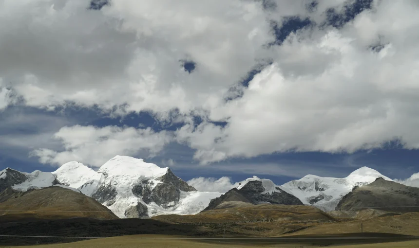 Why Tibetan Sky Burial is a Powerful Cultural Ritual