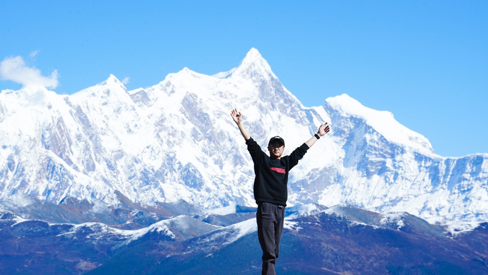 Take a “high altitude” trip – feel the touch of heart and culture in Tibet