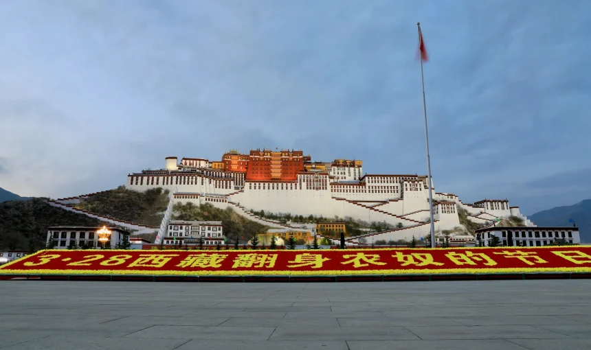 capital of tibet lhasa